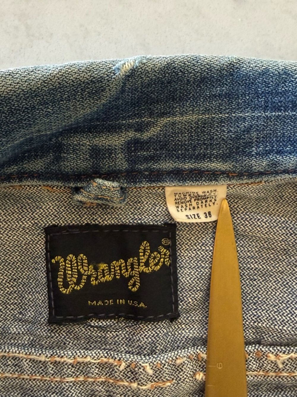WRANGLER Vintage Women’s Blue Denim Trucker Jacket S/M - Picture 3 of 15
